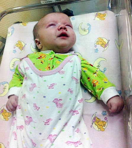 居民認(rèn)為，如果沒有這只貓的照料，寶寶可能沒有機(jī)會(huì)活下來(lái)。