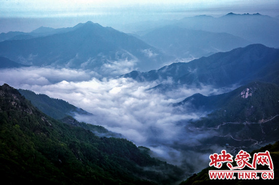 美不勝收 爬山、游園、賞奇觀（組圖）