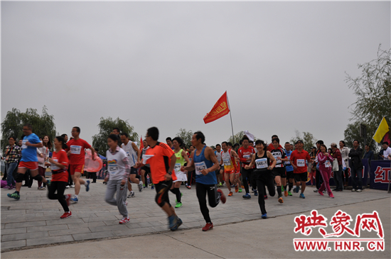 河南省山地戶(hù)外挑戰(zhàn)賽在青天河景區(qū)舉行