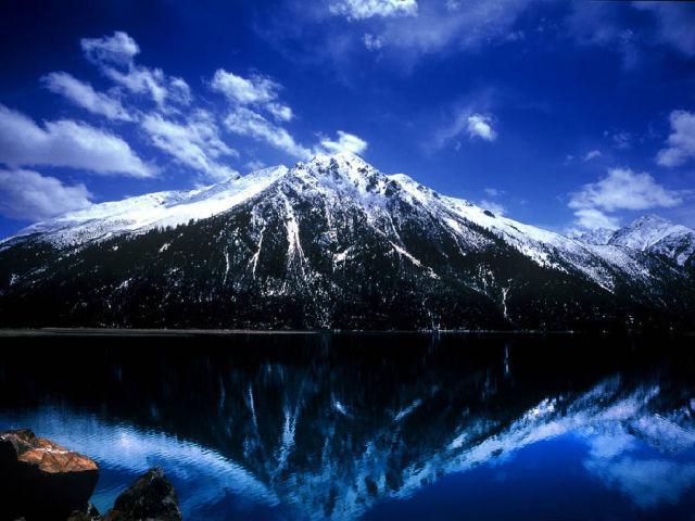 不用花錢(qián)的中國(guó)好景色 國(guó)內(nèi)8個(gè)處女風(fēng)景地 不用花錢(qián)的中國(guó)好景色 國(guó)內(nèi)8個(gè)處女風(fēng)景地