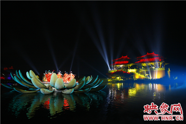 中國(guó)旅游日 《大宋·東京夢(mèng)華》半價(jià)惠民 中國(guó)旅游日 《大宋·東京夢(mèng)華》半價(jià)惠民