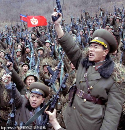 　朝鮮人民軍士兵戰(zhàn)意高昂。