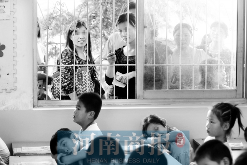 家長(zhǎng)們都想讓孩子上個(gè)好學(xué)校、好班級(jí)，但也應(yīng)根據(jù)實(shí)際情況，選擇最合適的