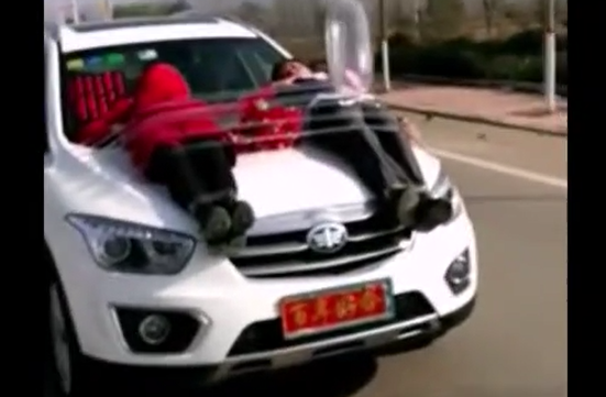 結婚真不易 鄉(xiāng)村奇葩婚禮TOP10