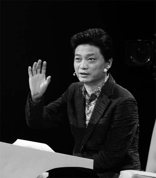“希望女兒最好永遠不要交男朋友，最好把父親當(dāng)男朋友?！贝抻涝φf。