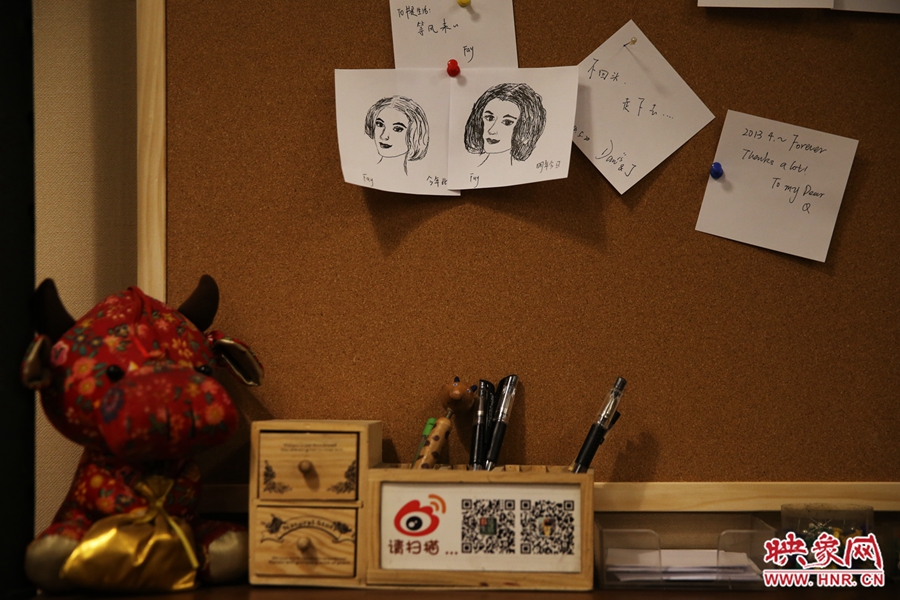 書(shū)店內(nèi)留言板一角。