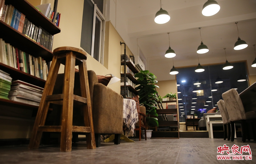 書(shū)店內(nèi)的裝飾。