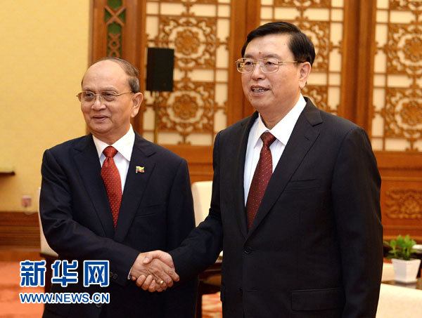 6月27日，全國(guó)人大常委會(huì)委員長(zhǎng)張德江在北京人民大會(huì)堂會(huì)見(jiàn)緬甸總統(tǒng)吳登盛。 新華社記者劉建生攝